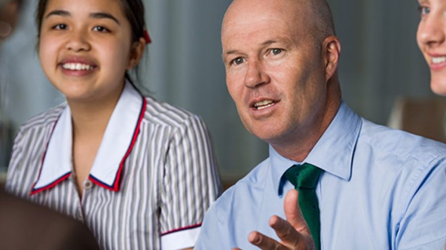 AP_-teaching_Web_Hero_V2