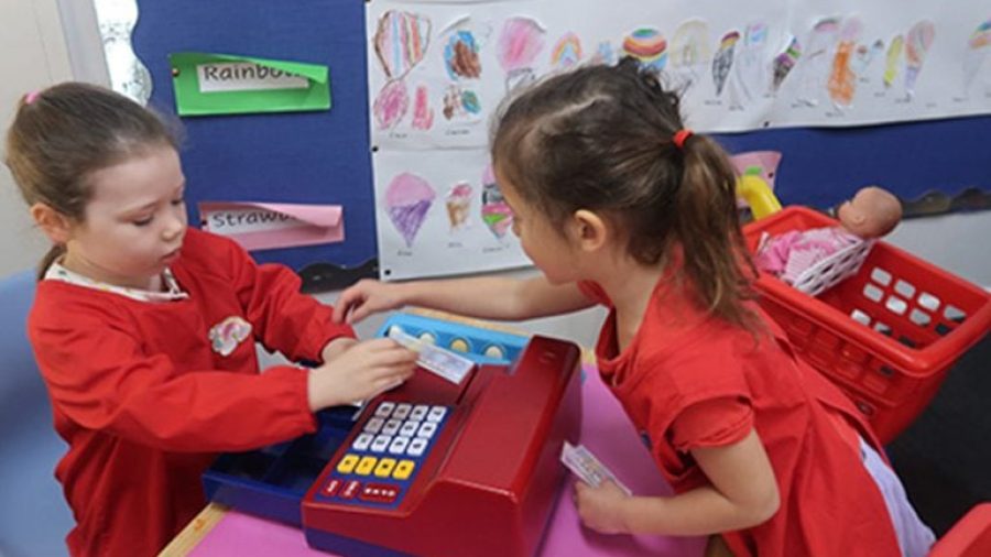 Scientists_Hero-768x614